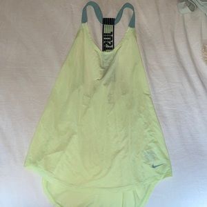 small nike dri-fit tank top